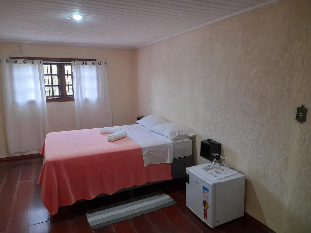 Cantinho Dos Sonhos Suites Individuais Campos do Jordão Vendégház